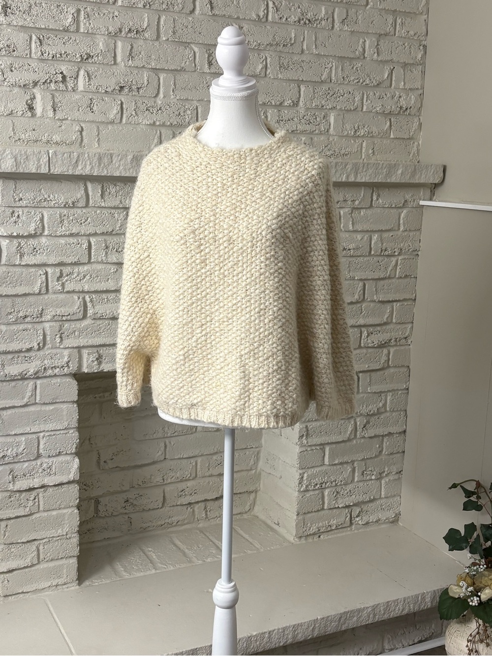 NWT Zara Cream Textured Chunky Knit Poncho Sweater - Medium